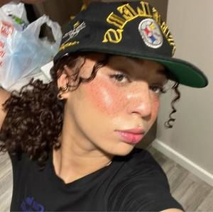 Meet your Posher, Alison